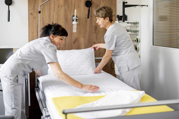 Guide sur l'alèse médicale : avantages et critères de choix