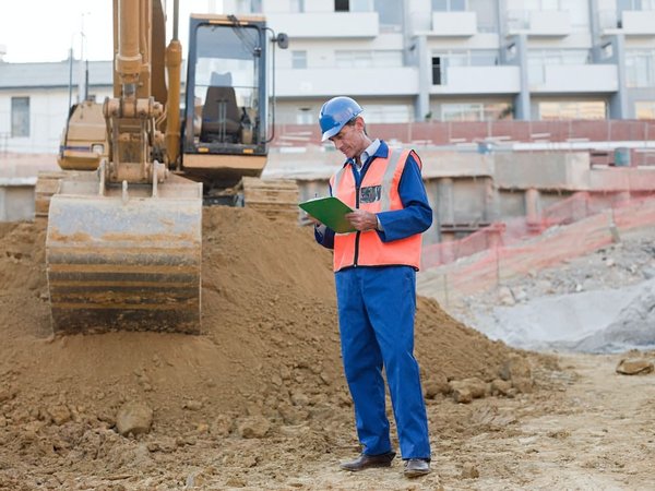 Quels styles architecturaux sont populaires à Sainte-Foy pour les nouvelles constructions?